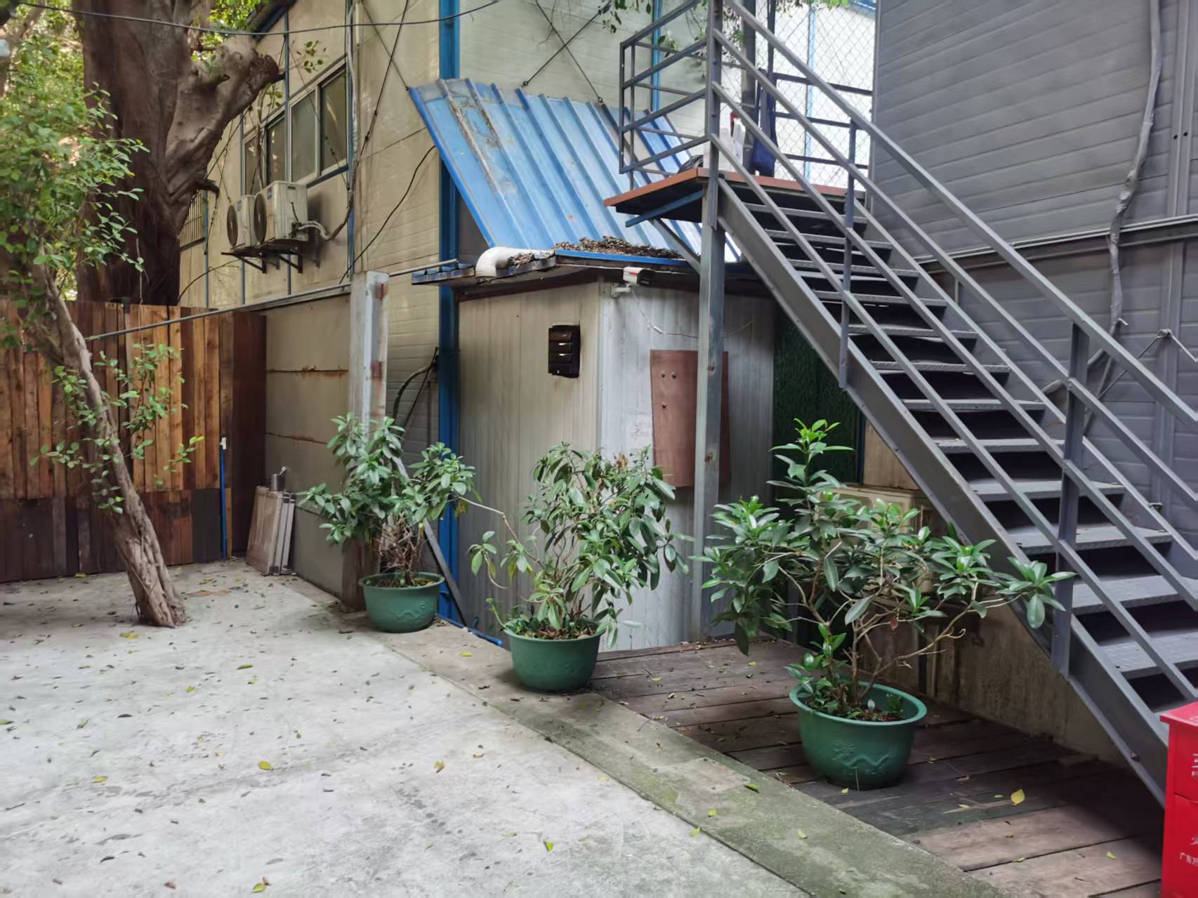 广州办公室庭院入口